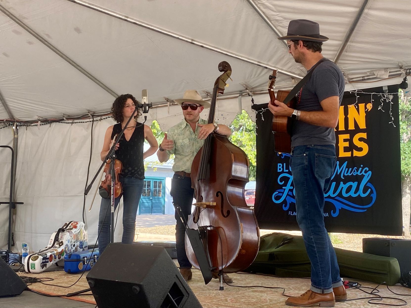 Stillhouse Junkies teach Pickin' in the Pines workshop